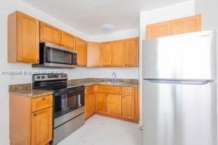 979 Sw 10th St #2 - Photo 1 of 1