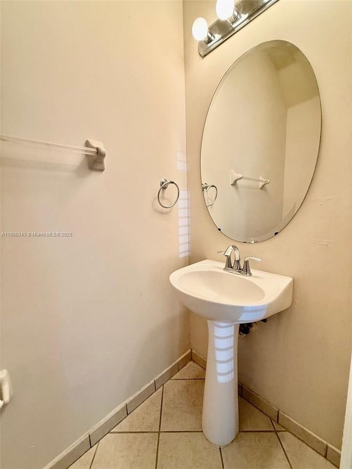 11326 Sw 238th St #11326 - Photo 6 of 27