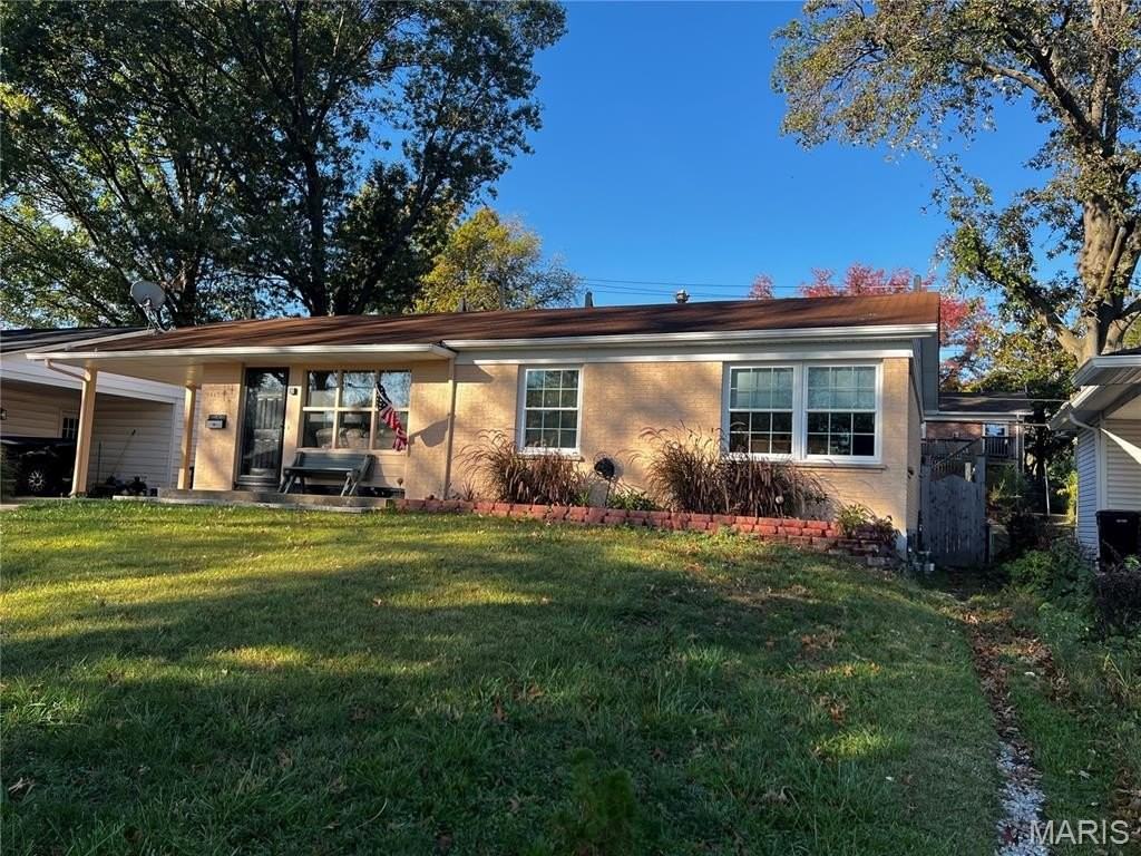 9445 Palomino Dr - Photo 3 of 24