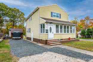 93 Player Ave - Photo 1 of 1