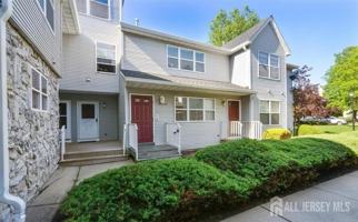 featured image of 28 Kensington Dr