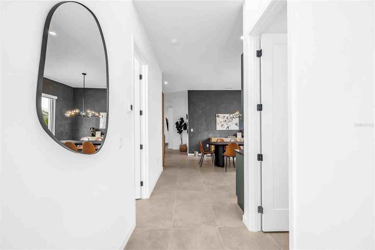 2305 Temple St - Photo 6 of 50