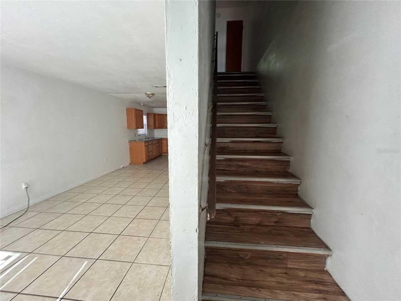 2614 Sw 31st Pl - Photo 7 of 15