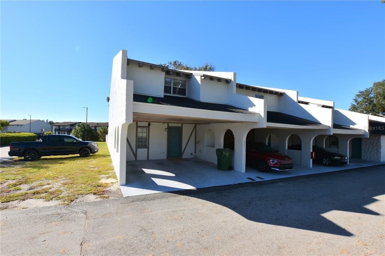 2251 9th Street Southeast - Photo 2 of 20