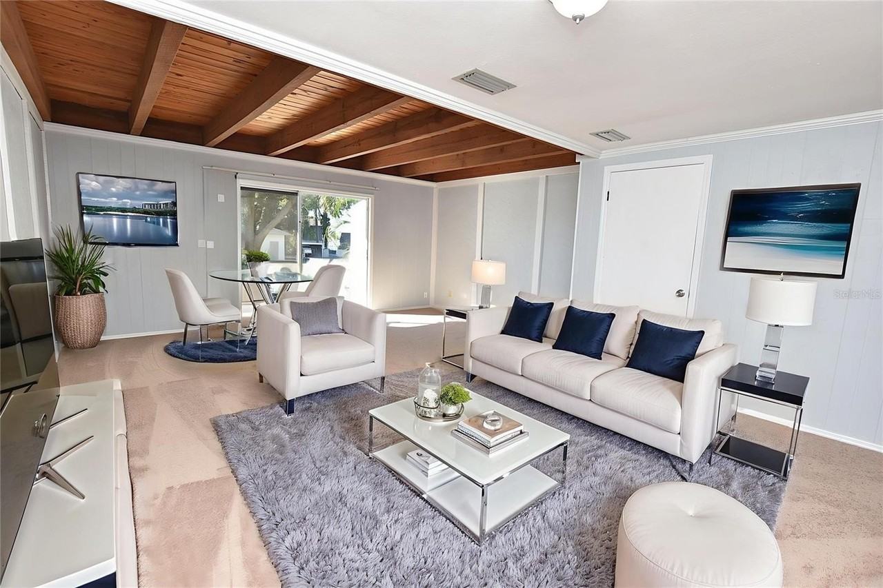 2251 9th Street Southeast - Photo 6 of 20