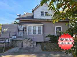 featured image of 4502 E Washington St Unit 2