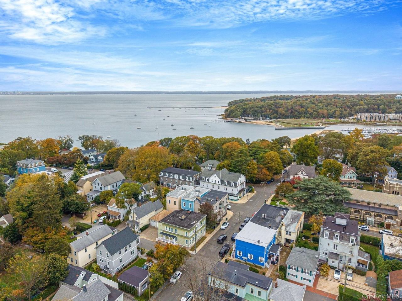 311 Sea Cliff Ave - Photo 2 of 39