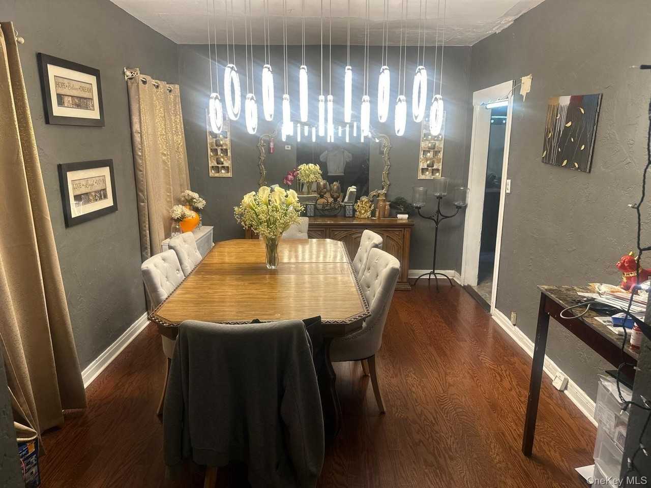 13322 228th St - Photo 4 of 7