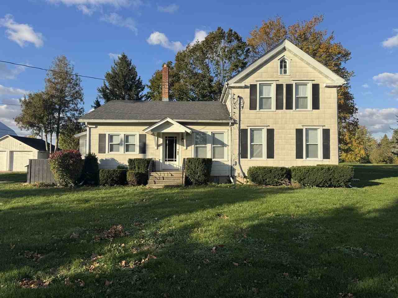 41W654 Main Street Rd - Photo 2 of 18