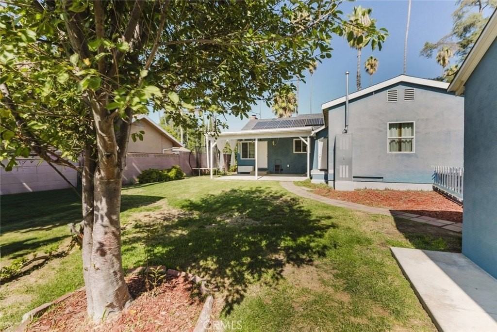 17134 Sherman Way - Photo 5 of 27