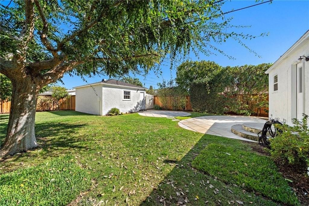 364 Broadway - Photo 2 of 25