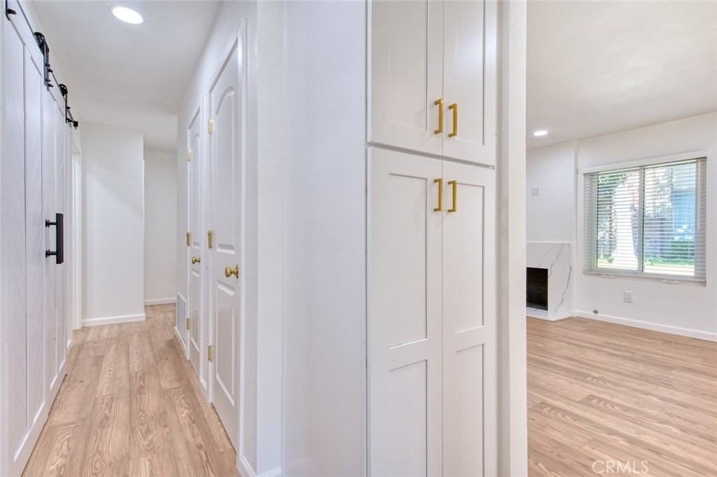 961 S Mintwood Ln - Photo 7 of 24