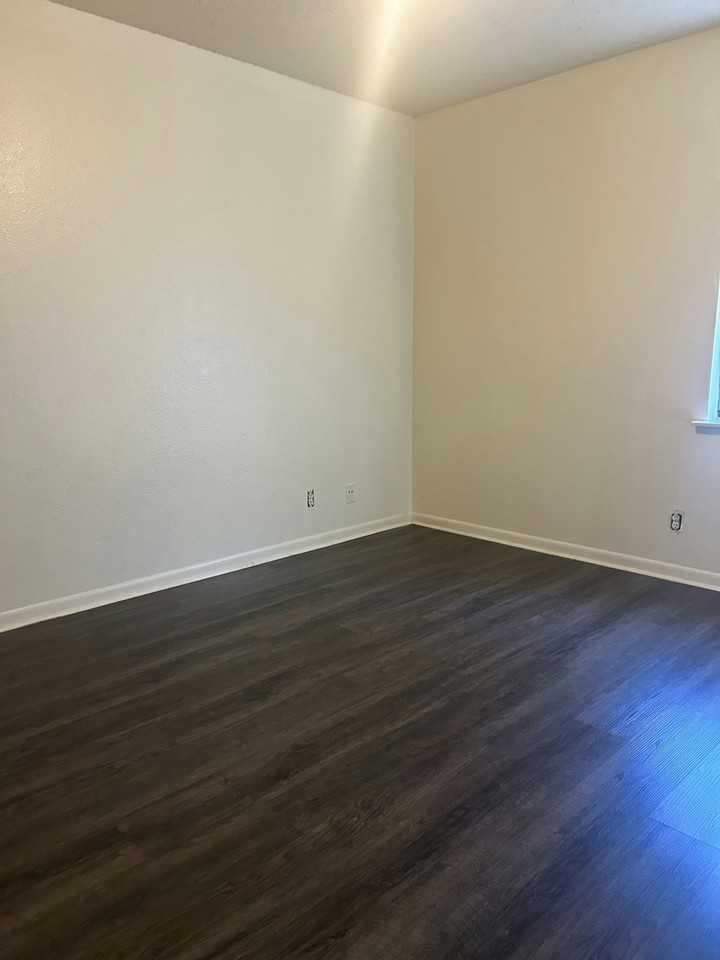 1506 North 3rd Street, Unit 1512 - Photo 4 of 5