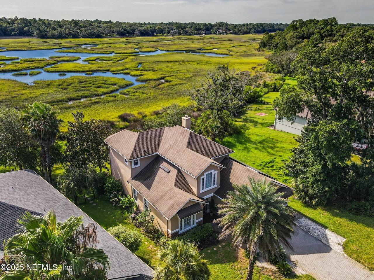 96218 Windsor Dr - Photo 2 of 50