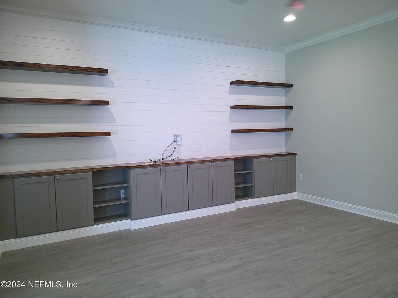 961 Rustlewood Lane - Photo 3 of 12