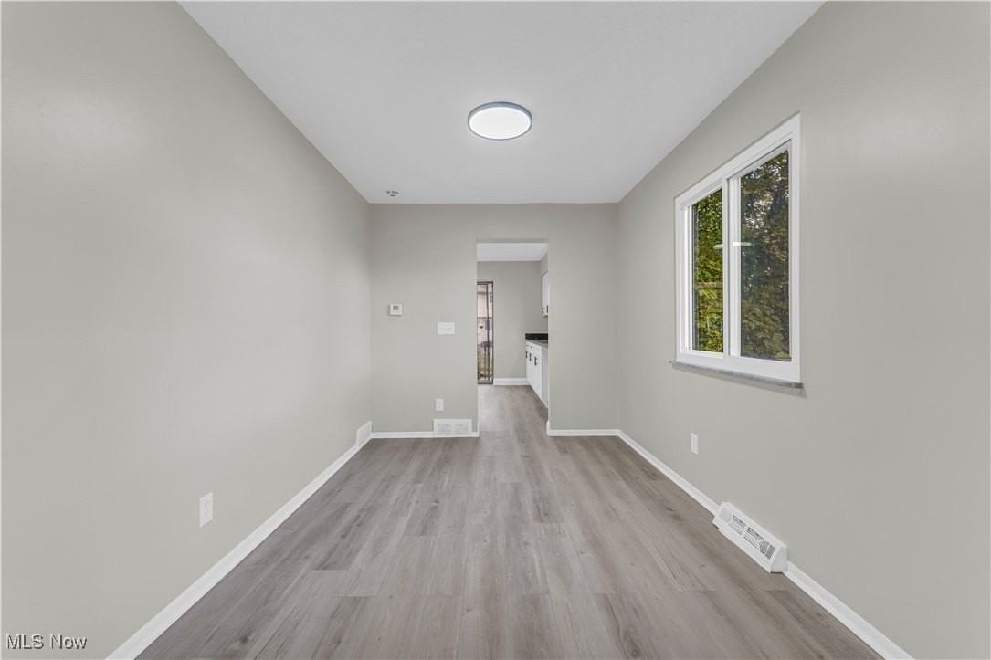 1392 E 263rd St - Photo 6 of 27