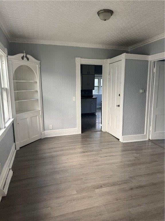 686 Seward St - Photo 6 of 25