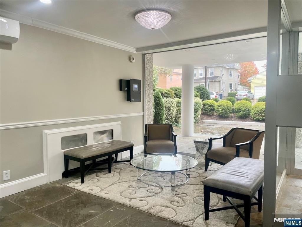 88 Clinton Pl Apt A7 - Photo 2 of 12