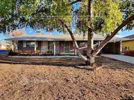 featured image of 3036 W Elm St