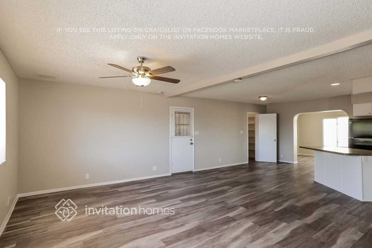 1716 E Juniper Ave - Photo 2 of 15