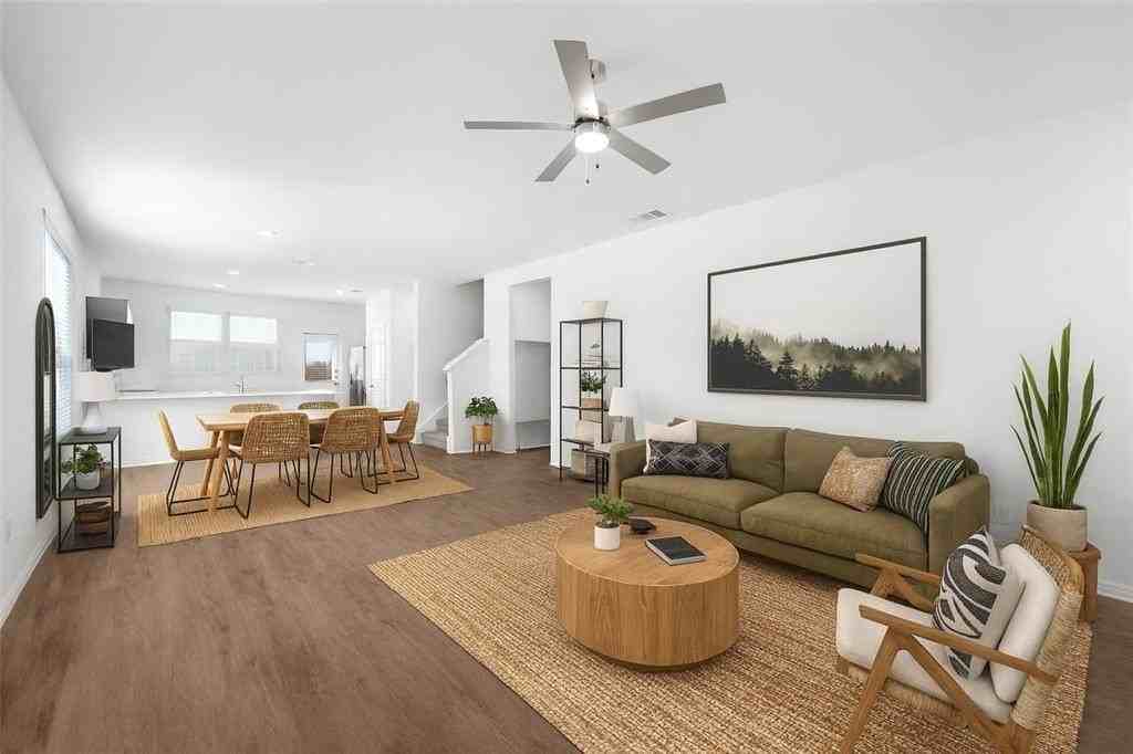 229 Woodlands Blvd - Photo 4 of 39