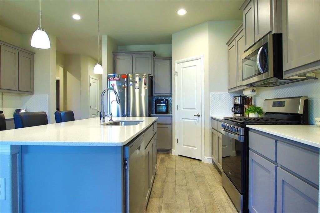 15813 Caballero Drive - Photo 6 of 22