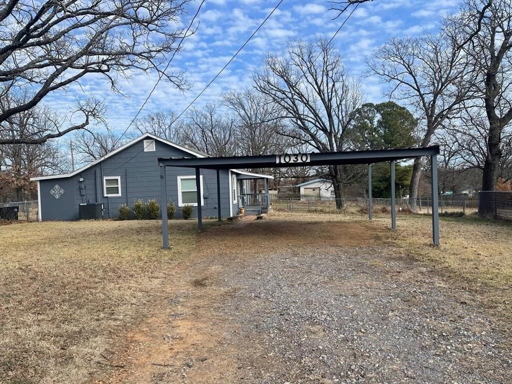 1030 Oak Dr - Photo 4 of 26