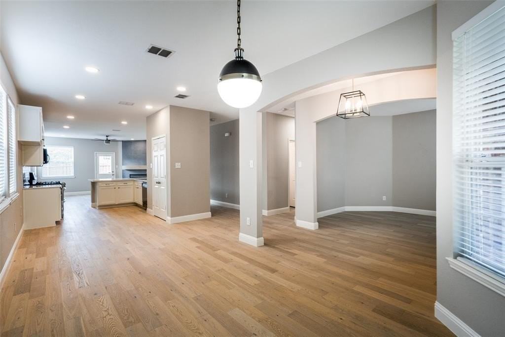 11266 La Grange Dr - Photo 4 of 18