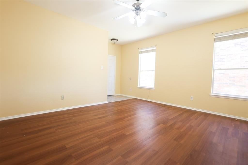 1110 Jamie Dr - Photo 4 of 11