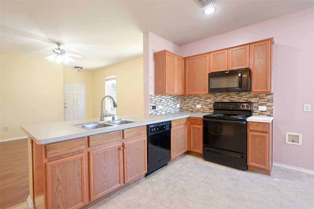 1110 Jamie Dr - Photo 7 of 11