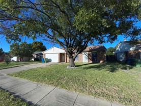 5653 Phelps St - Photo 1 of 1