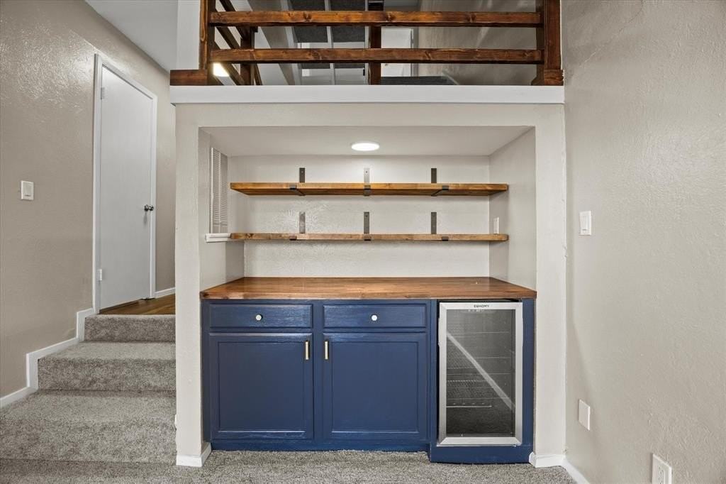 3905 Village Dr - Photo 6 of 23