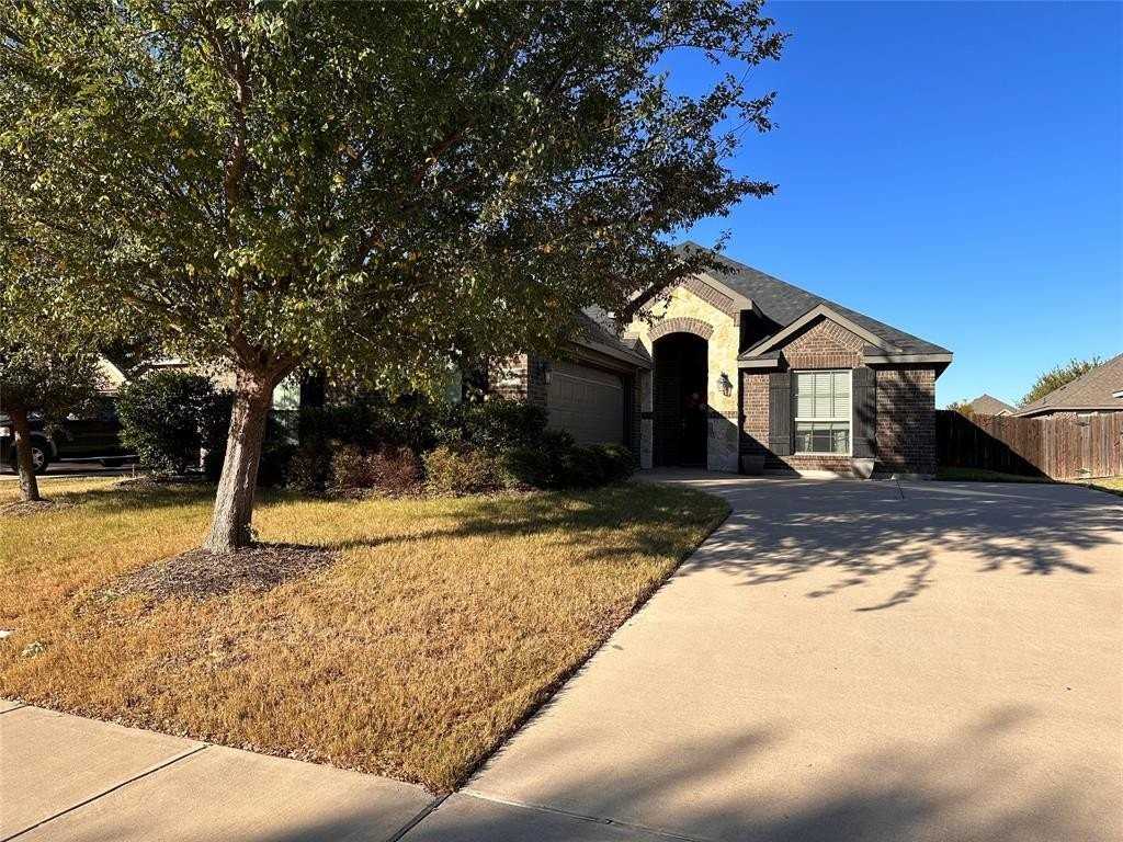 209 Cambridge Street - Photo 2 of 27