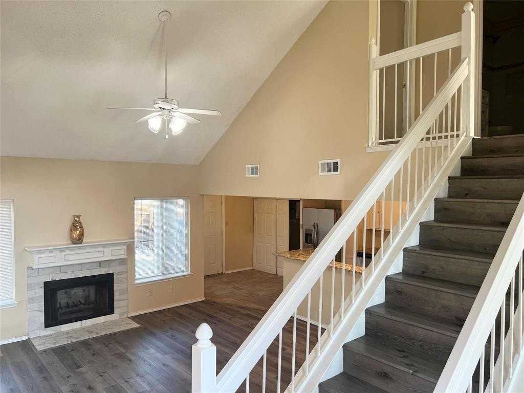 2011 Pheasant Drive - Photo 4 of 11