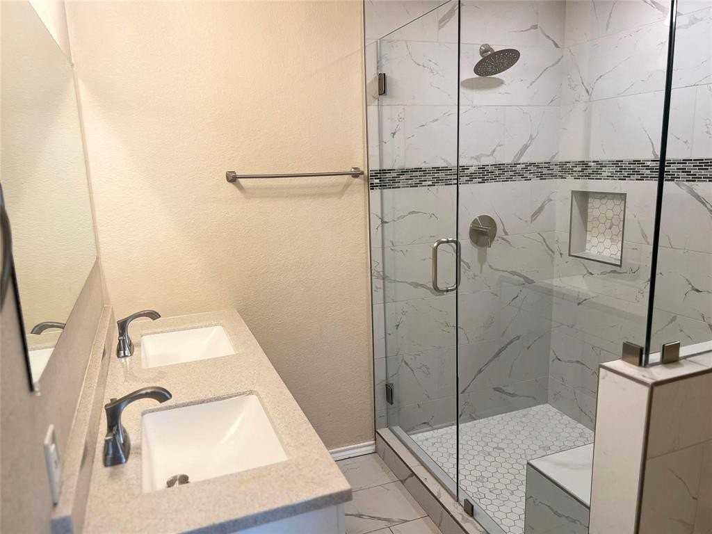 2011 Pheasant Drive - Photo 7 of 11