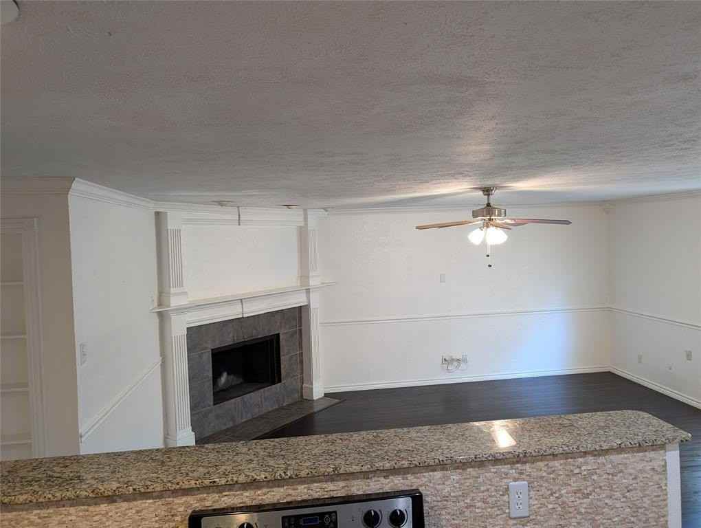 5209 Gates Dr - Photo 4 of 14