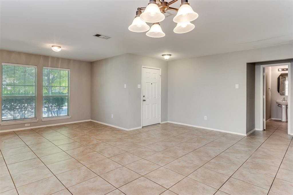 12632 Summerwood Dr - Photo 4 of 25