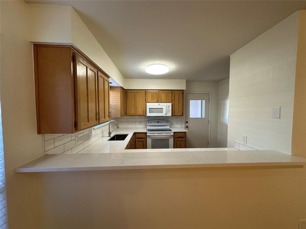 724 Cory St - Photo 6 of 16