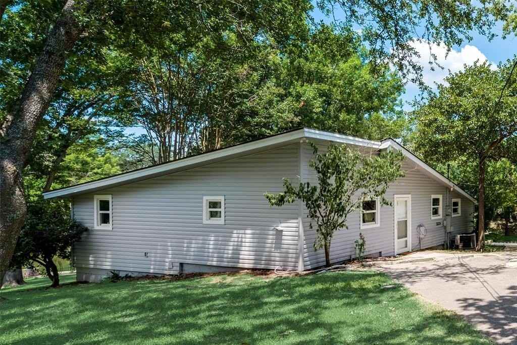 114 Wood Crest Dr - Photo 3 of 35