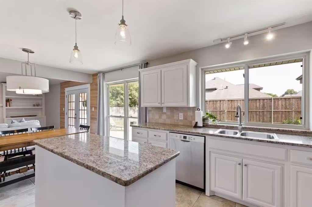 1339 Blue Teal Ct - Photo 4 of 12