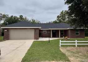 featured image of 5947 Greenfield St