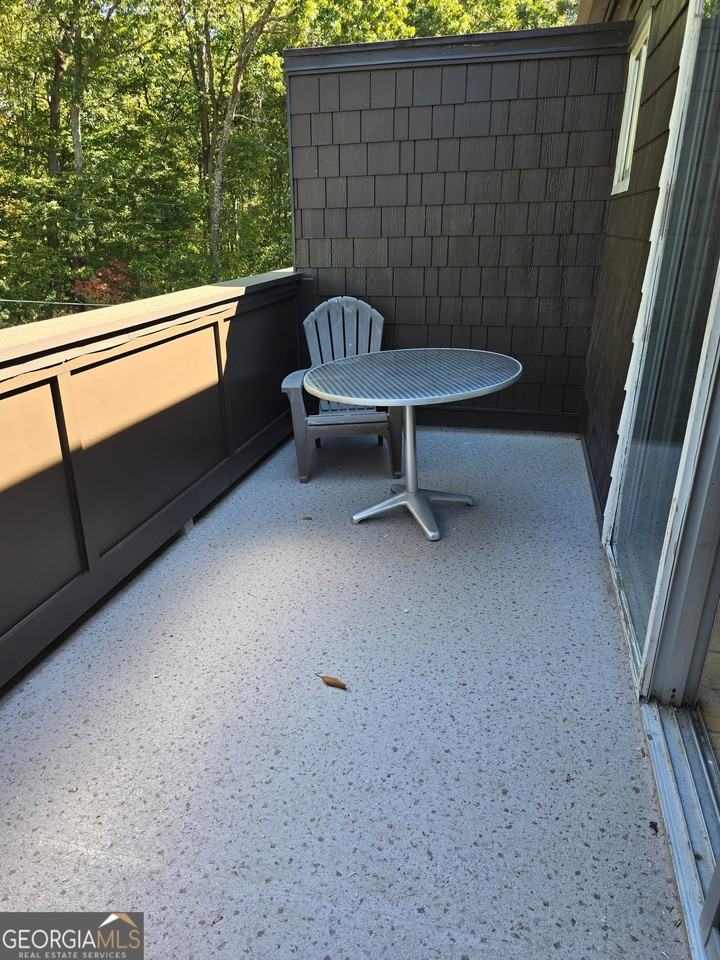 1652 N Gatewood Rd Ne - Photo 2 of 9