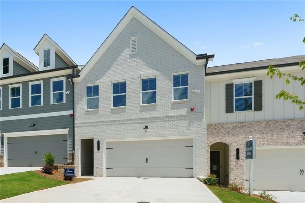 313 Niles Court - Photo 2 of 38