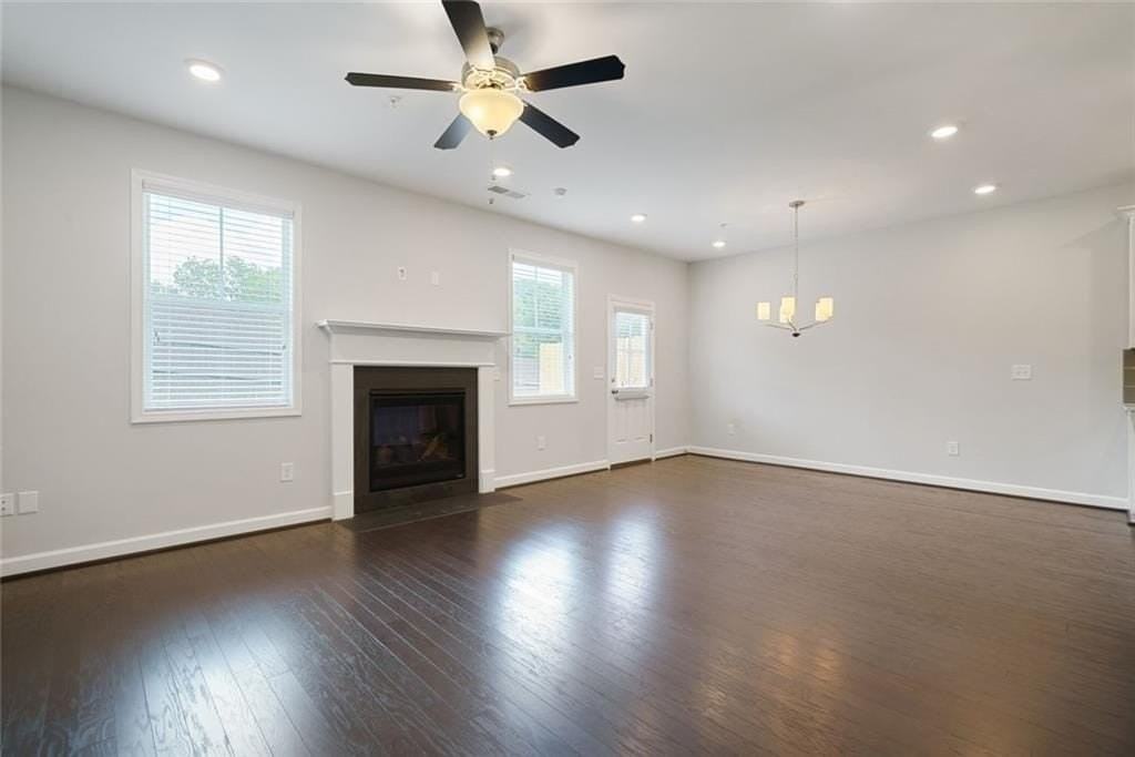 313 Niles Court - Photo 7 of 38