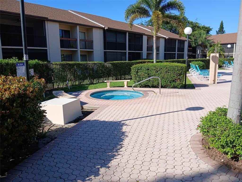 2339 Sw 15th St #19 - Photo 3 of 15