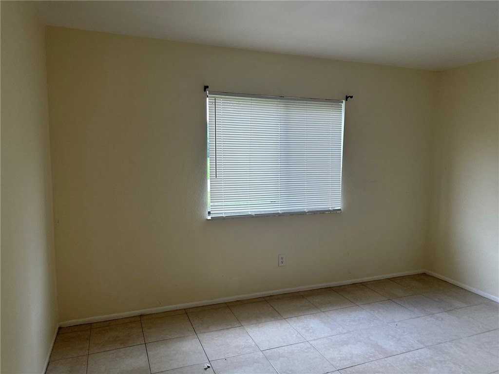 2205 17th Avenue Southwest - Photo 7 of 9