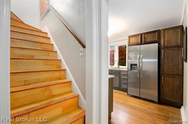 1114 Whitcomb Ave - Photo 6 of 19