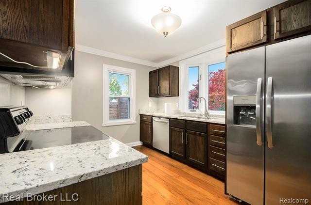 1114 Whitcomb Ave - Photo 7 of 19