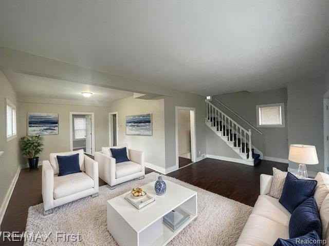 491 Marlborough St - Photo 3 of 17