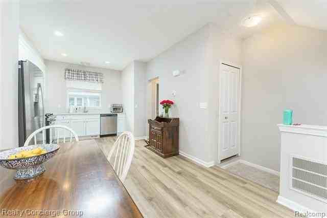 197 Sean Street - Photo 6 of 23